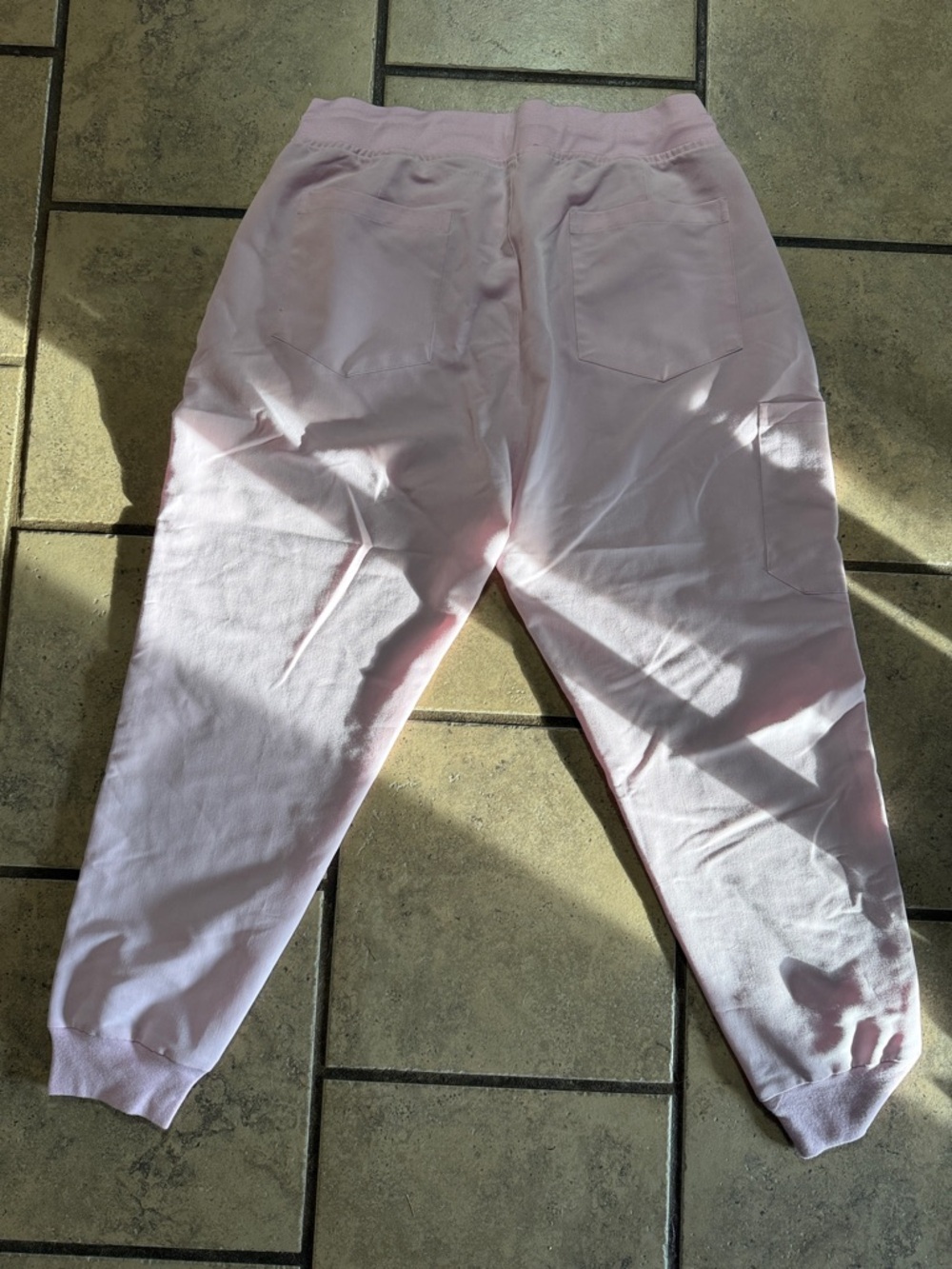 Mandala Light Pink V-Neck Medical Scrub Top and Pants Set - Picture 7 of 8